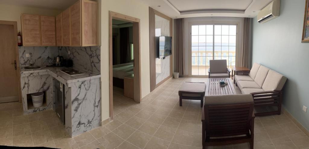 Al Ahmadi Plaza Resort Yanbu Bagian luar foto