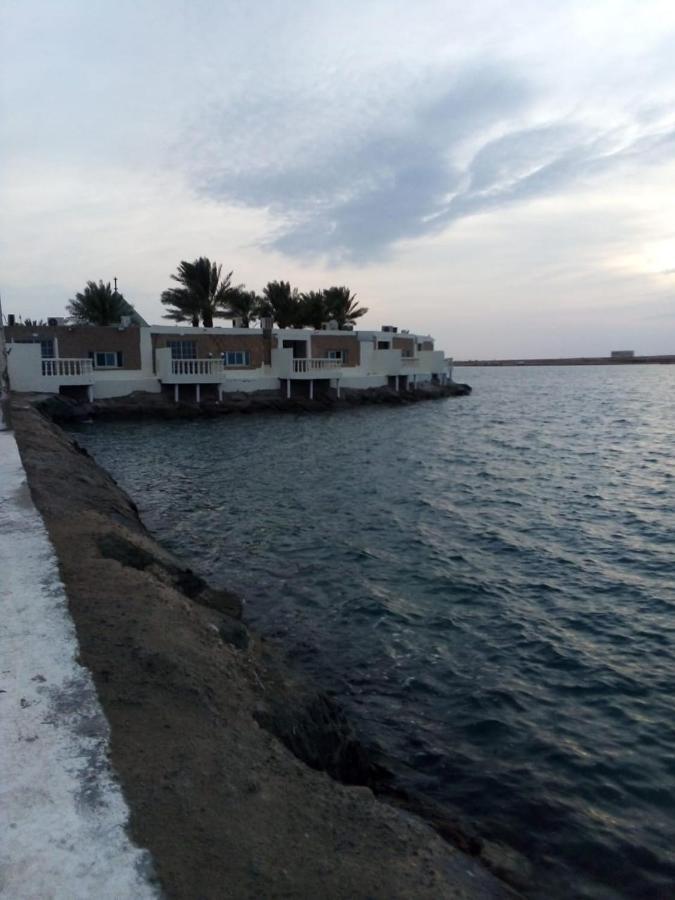 Al Ahmadi Plaza Resort Yanbu Bagian luar foto
