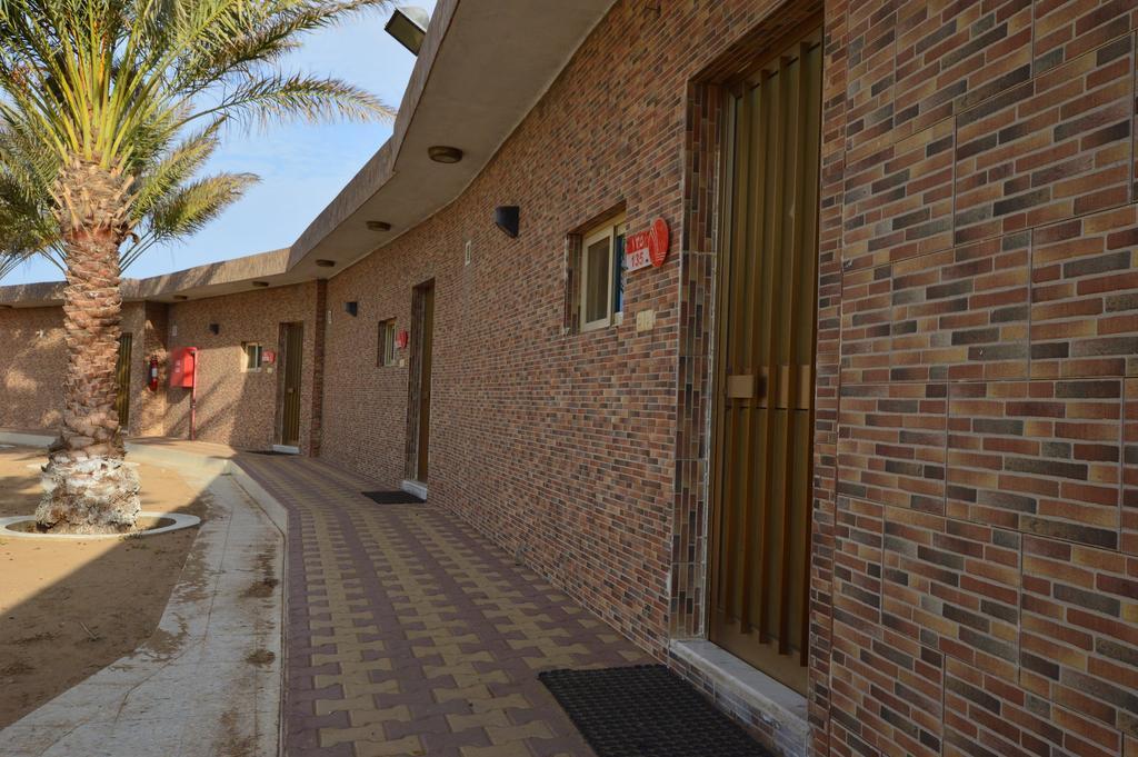 Al Ahmadi Plaza Resort Yanbu Bagian luar foto