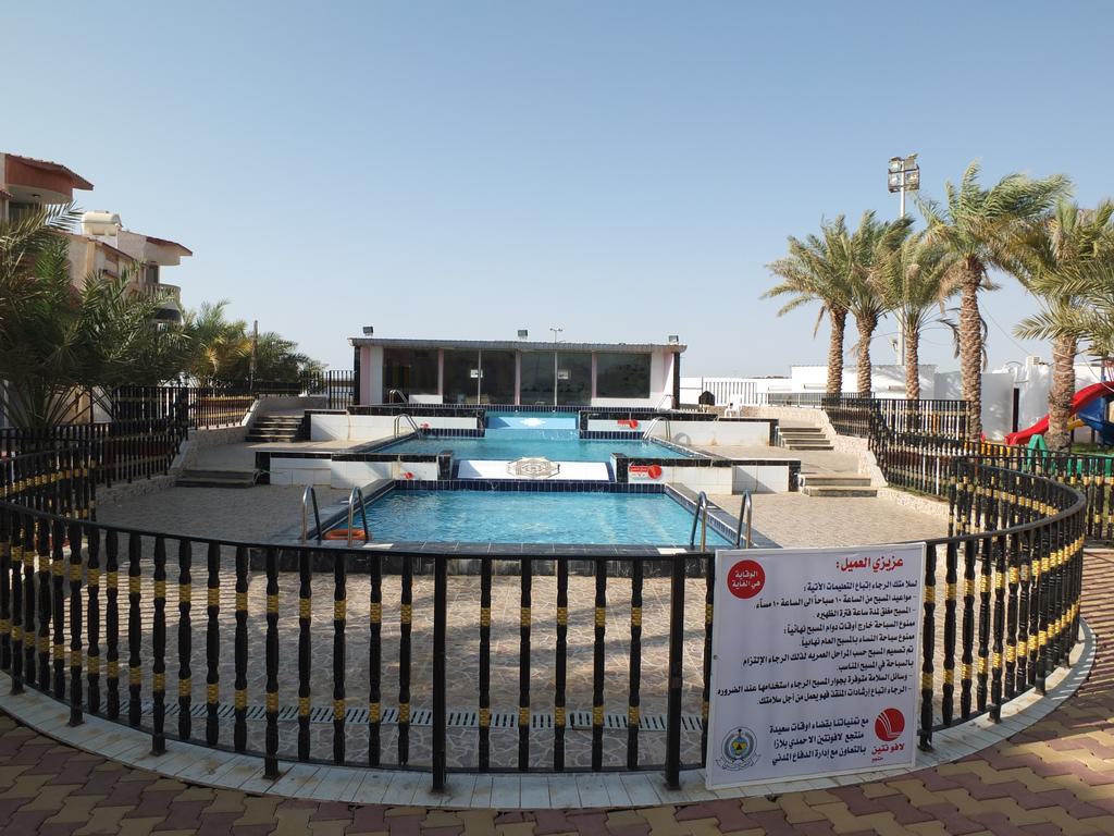 Al Ahmadi Plaza Resort Yanbu Bagian luar foto