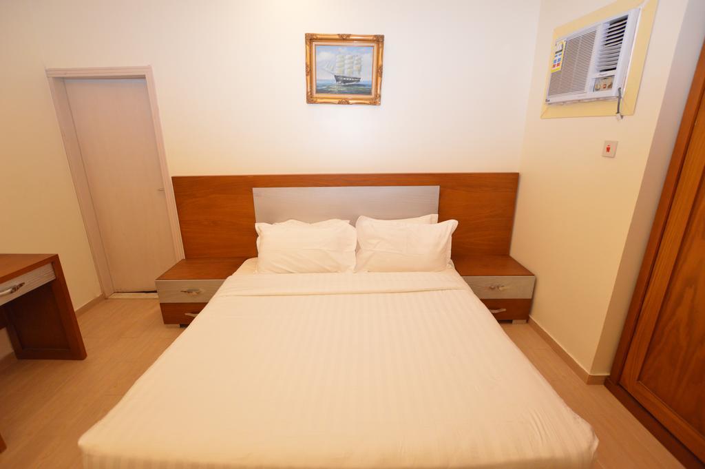 Al Ahmadi Plaza Resort Yanbu Bagian luar foto