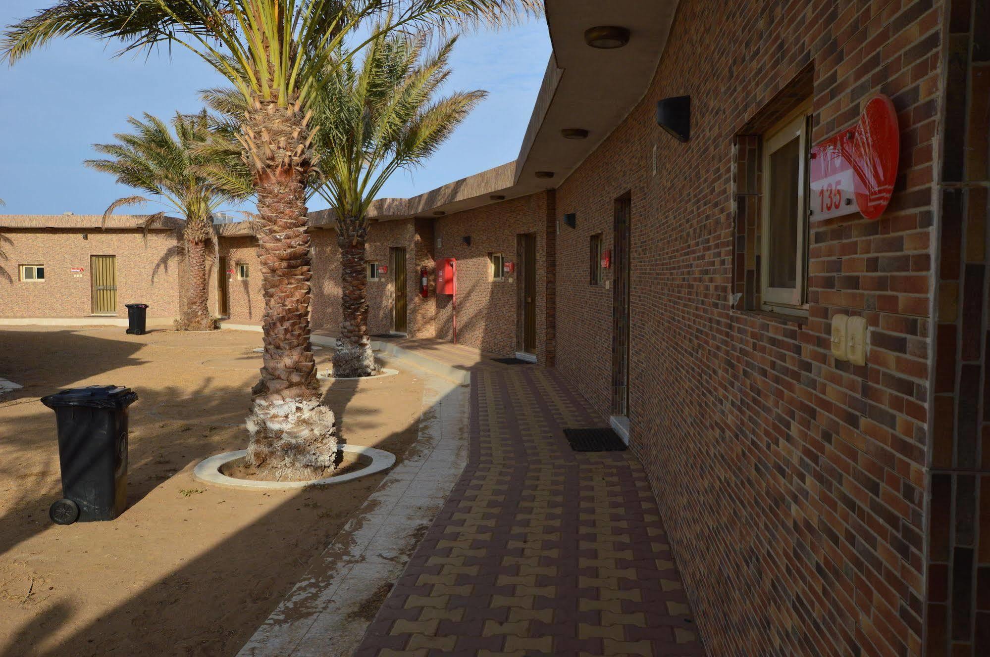 Al Ahmadi Plaza Resort Yanbu Bagian luar foto